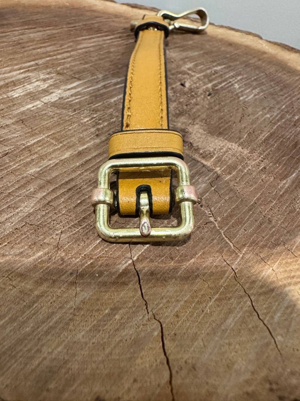 Coach Brass Snap Hook Key Fob with Yellow-Tan Leather - Picture 4 of 10
